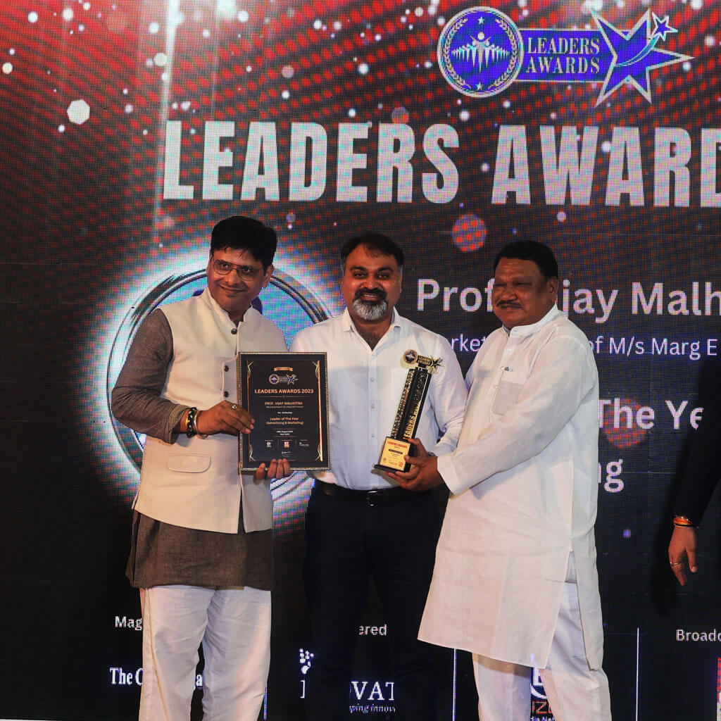 Vijay Malhotra - 2023 Leader of the Year in Advertising and Marketing, Award Ceremony Image